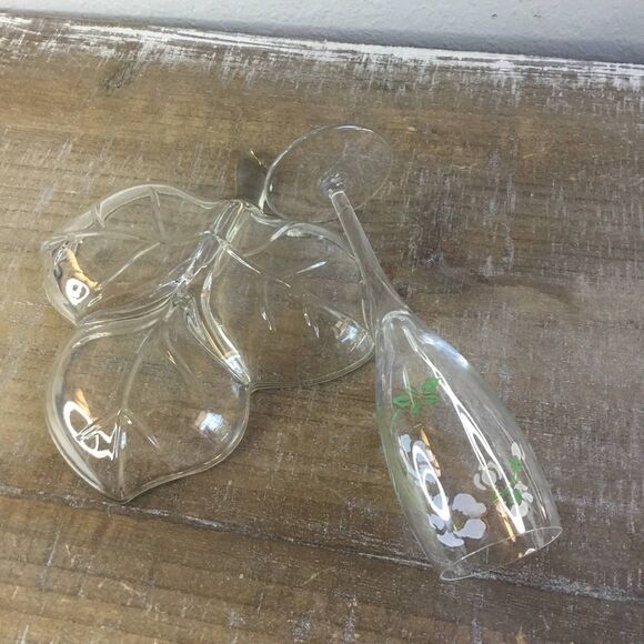 Vintage Fairycore Cottage Fairy Floral Glass Champagne Flute and Leaf Bowl Set - Picture 4 of 5